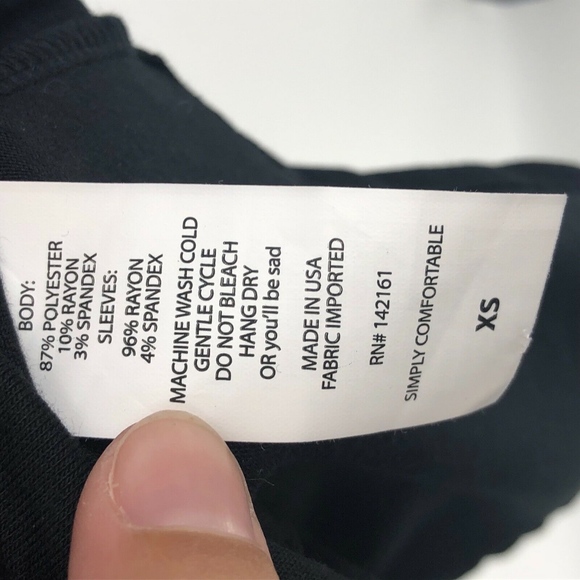 LAST CHANCE!  Lularoe Top XS Randy Tee Simply Comfort Shirt - Picture 8 of 8